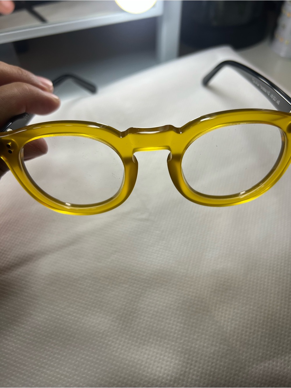 Lohaue Yellow Round Frame Sunglasses - Picture 6 of 11